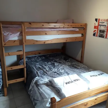 Virginie 2 Apartment